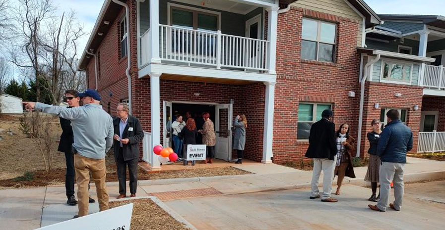 cvpdc attends florida terrace rush homes affordable housing opening